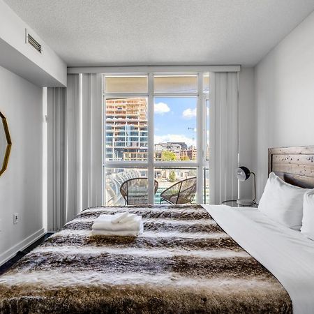 Family Oriented Downtown Toronto 2Bdrm Condo With Parking & Office Space Buitenkant foto