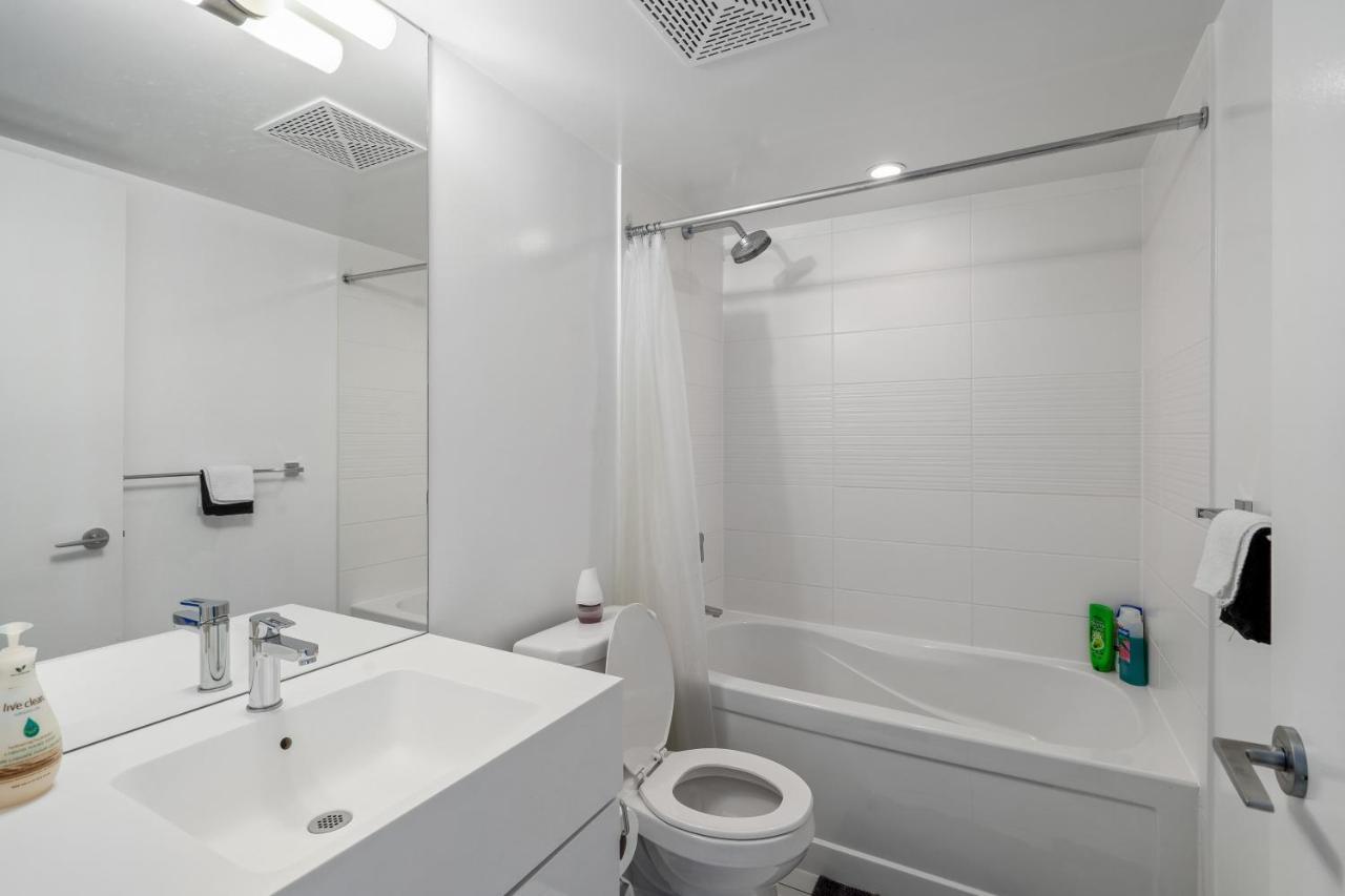 Family Oriented Downtown Toronto 2Bdrm Condo With Parking & Office Space Buitenkant foto